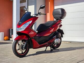 Honda PCX150, původ ČR, kufr, serviska