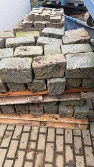 zulove kostky,kocici hlavy velke