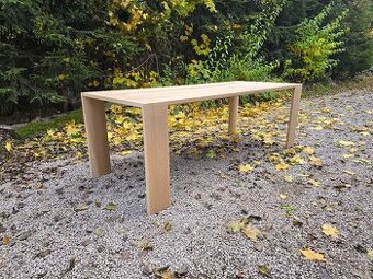 Masívny dubový  stůl  , 2200x880x750