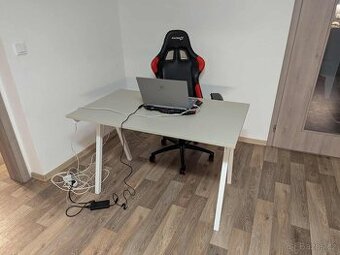 Psací stůl Trotten