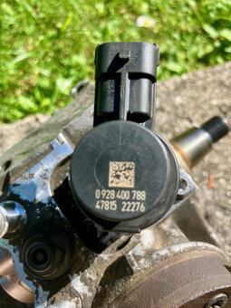 Nový regulátor tlaku nafty Bosch 0928400788