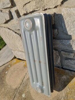 Prodám NOVY plechový radiátor vyrobený v ČSSR viz foto.