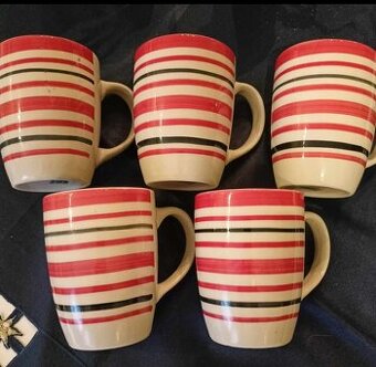 Hrnečky a košíček