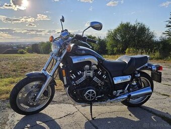 Yamaha V-MAX 1200