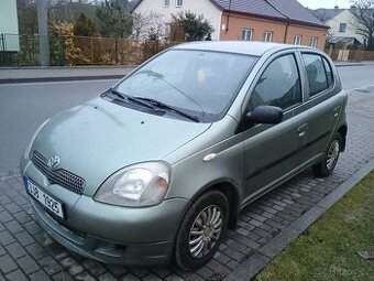 Toyota yaris 1.0 48kw
