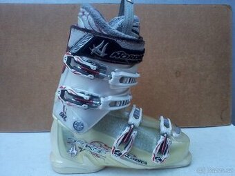 Lyžáky dámské Nordica 26,5