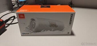JBL Charge 5