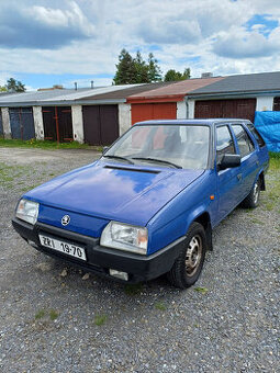 Prodej auta Škoda Forman