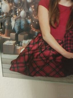 Šaty hm 134/140 na a vánoční focení