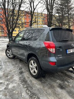 Toyota Rav4 3 generace