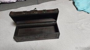 Dřevěný kufřík na lahev