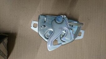 Zámek přední kapoty Fiat OE:51784816