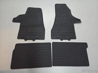 Gumové koberce pro VW Multivan/ Transporter T6