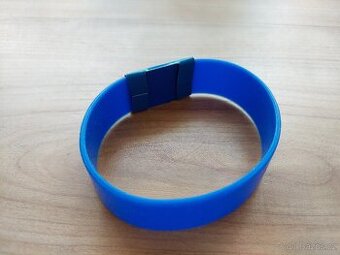 Nový jasně modrý silikonový náramek, unisex = pánský dámský