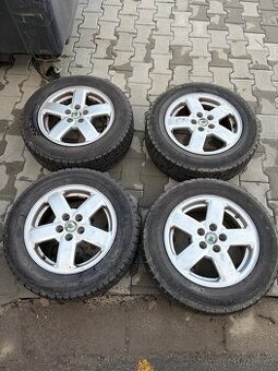 Sada kol Škoda Octavia 1