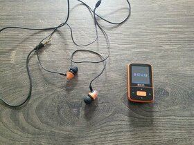 EKG PMP 30 8GB Black&Orange MP3/MP4 přehrávač - 1