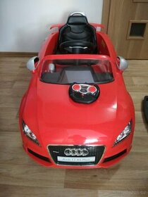 Detské auto Audi TT RS Plus