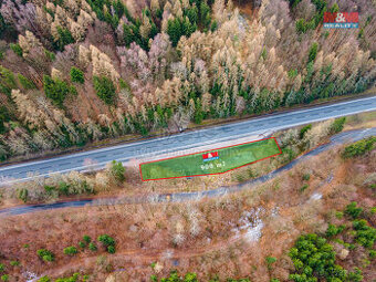 Prodej komerčního pozemku, 900 m², Gruna