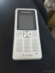 Sony ericsson T250i - 1