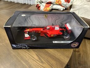 Ferrari F 2001 1:18 - 1