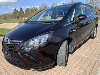 Opel Zafira 1.4 16V Turbo 103kw. 7 mistny