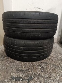 Letní pneu 255/40/21 Pirelli P Zero