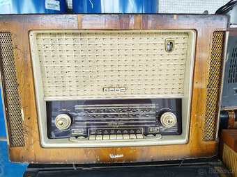 Retro radio Tesla  Variace