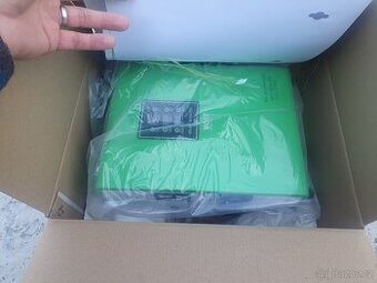 Solární regulátor VOLT Green Boost 3000 (střídač 3kW)