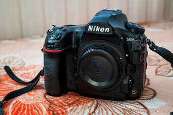 Nikon D850
