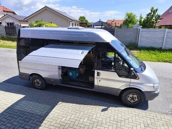 Ford Transit 2.3i, model 2003
