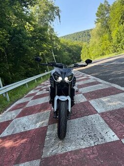 Yamaha MT 09