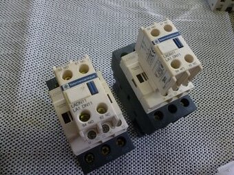 Stykače Telemechanique LC1D25P7 + LADN11