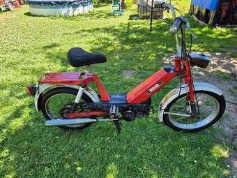 Babetta 207 s kartičkou, červená 9.