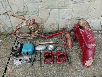 Jawa 555 díly
