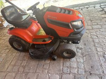 Zahradní traktor Husqvarna