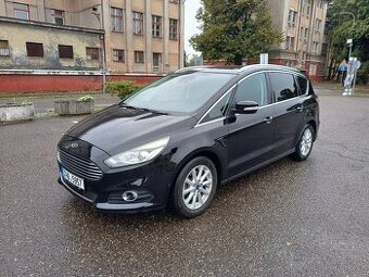 Krásný Ford S-Max 2.0 Tdci rok 2016
