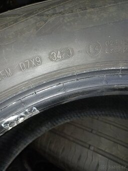 215 / 60 -/16  95V  letni