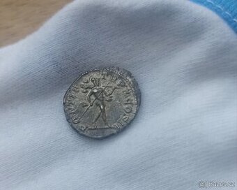 Antická římská mince -Caracalla