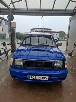 Nissan Navara 2,5td