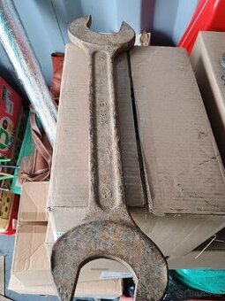 Stranový klíč Tona 70/65 plochá hlava

