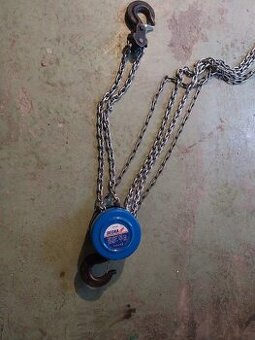 Řetězový naviják - zvedák (kočka, hupcuk) 2000 kg 3,00 m