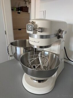Kuchyňský robot Electrolux EKM 4100 Assistent