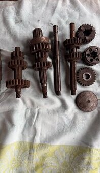 Jawa 500 OHC - díly převodovky