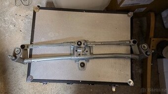 MECHANISMUS PŘEDNÍCH STĚRAČŮ Škoda Octavia I