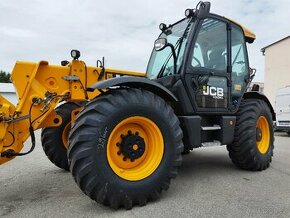 PRONÁJEM-PRODEJ manipulátor JCB 560-80 AGRI Xtra Powershift