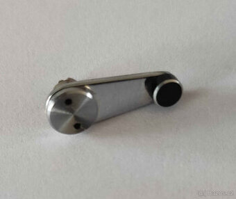 Pentacon Six páčka samospouště