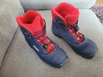 Boty na běžky Rossignol vel. 34