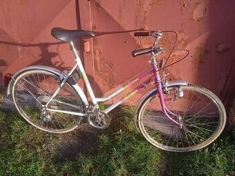 Dámske starší kolo velikost 26 značka eska