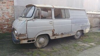 Škoda 1203 zo šiltom