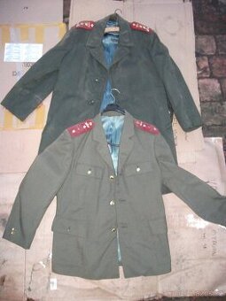 uniforma ČSLA,  VB, plyn. maska, mapník, strážní boty..